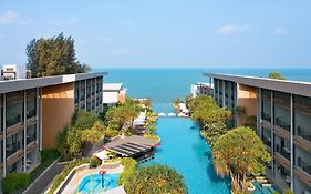 Renaissance Pattaya Resort & Spa